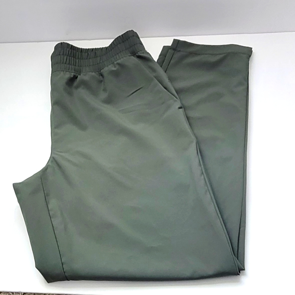 Gap Runaround Pant Size S Olive Green